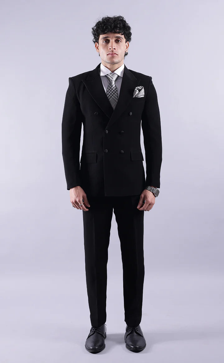 Black Double Breasted suit – Effortless Modern Elegance”