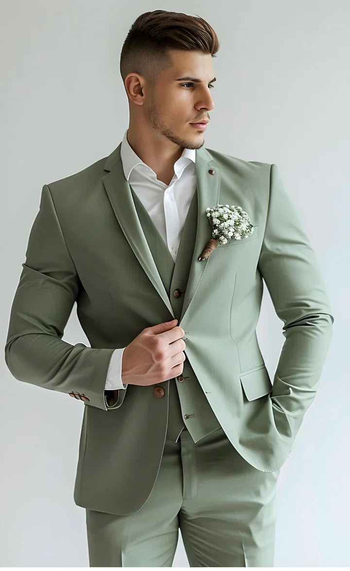 Elegant Sage Green 3-Piece Suit/Tailored Fit