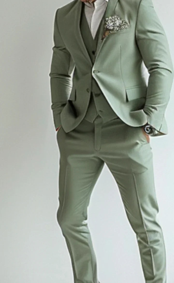 Elegant Sage Green 3-Piece Suit/Tailored Fit