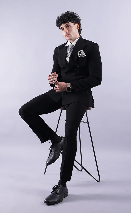 Black Double Breasted suit – Effortless Modern Elegance”