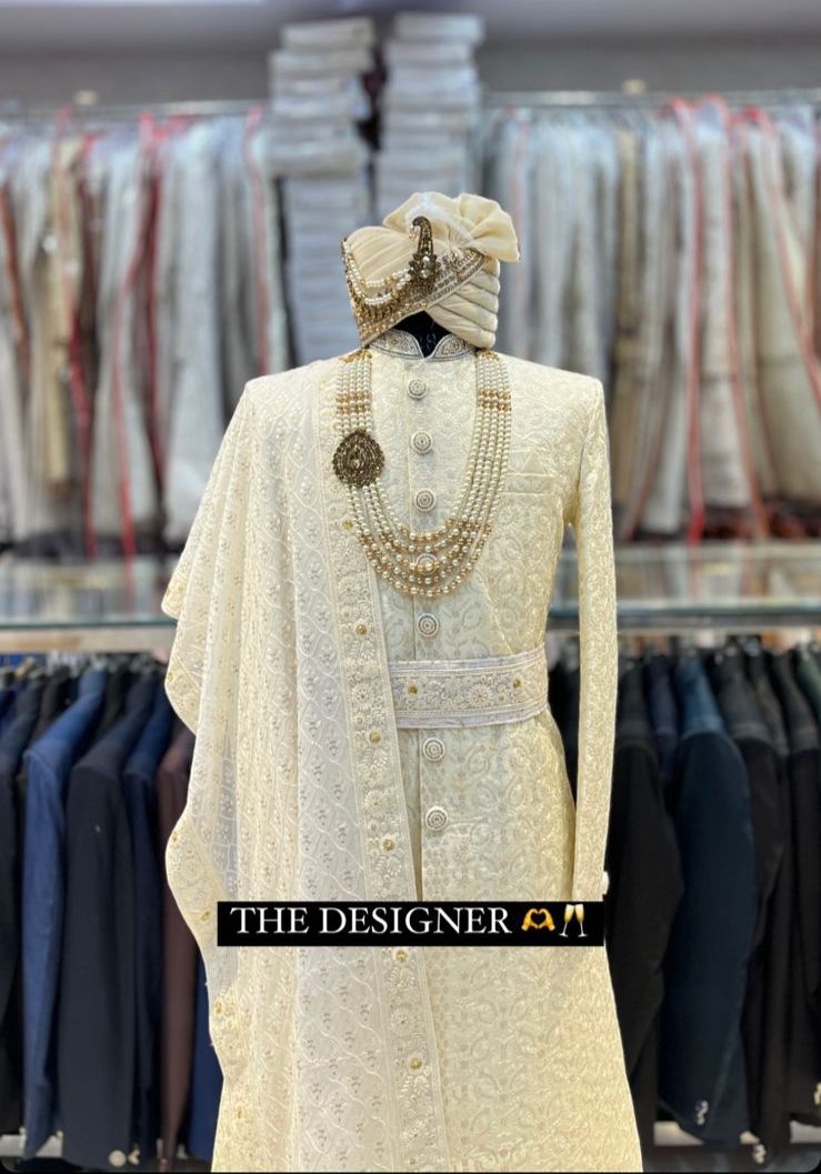 Royal Ivory Hand-Zardozi Sherwani Set – With 10-Piece Regal Ensemble