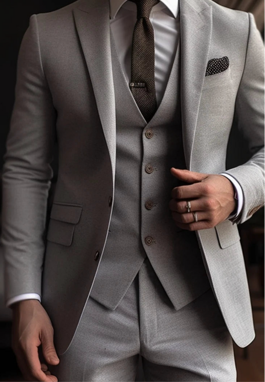 Premium Elegant Light Grey 3-Piece Suit/Tailored Fit