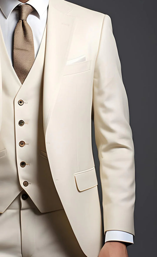 Elegant Beige 3-Piece Suit/Tailored Fit