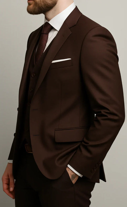 Elegant Dark Brown 3-Piece Suit/Tailored Fit