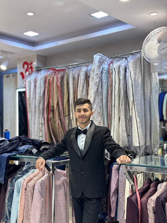 Handcrafted Embroidery 3PsSuit with Manwork Detailing – Premium Italian Fabric & Impeccable Finish