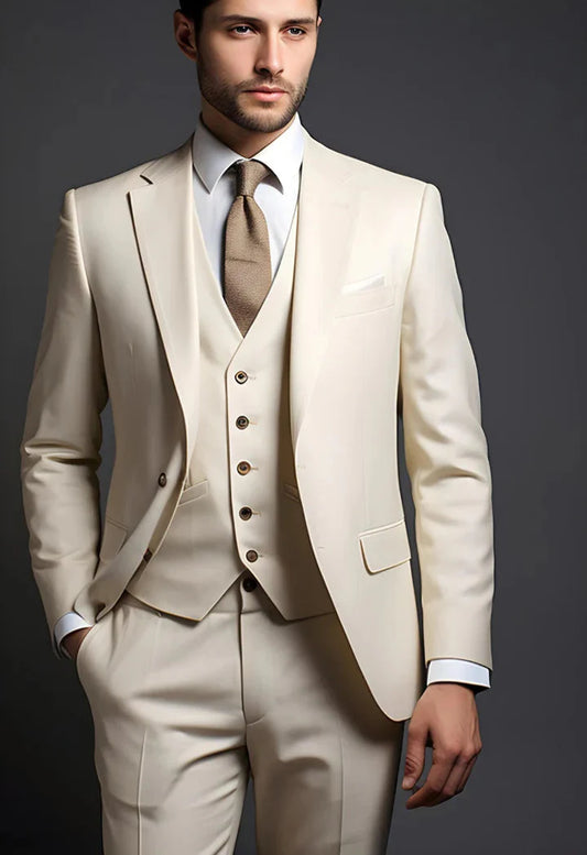 Elegant Cream 3-Piece Suit/Tailored Fit
