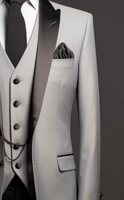 Tuxedo Light Grey 3-Piece Suit/Tailored Fit